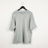 Vintage Nike t-shirt tee blouse top in grey