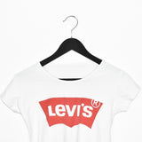 Vintage Levi’s t-shirt top blouse tee in white