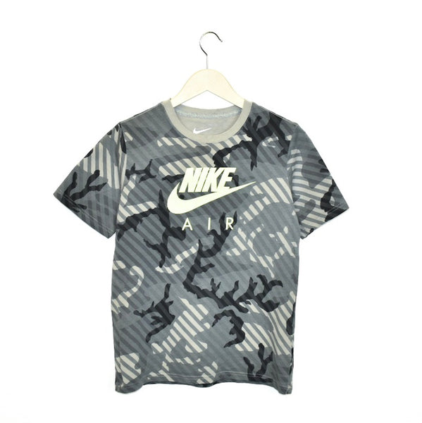Vintage Nike t-shirt top blouse tee in camo