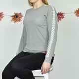 Sporty top t-shirt blouse with quarter sleeves in white and grey
