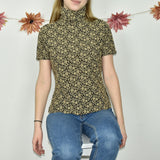 Cute Yoors turtleneck crewneck t-shirt jumper sweater top pullover blouse in black and gold