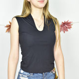 Simple cami top t-shirt sleeveless crop top in black