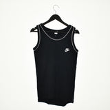 Vintage Nike sleeveless t-shirt top blouse tee in black