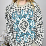 Vintage Greenland colourful knitted sweatshirt jumper sweater top pullover in white black and blue