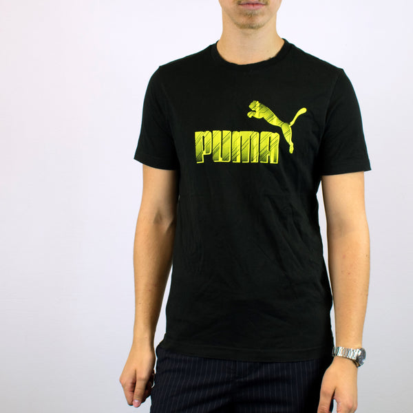 Vintage Puma t-shirt top blouse tee in black