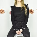 Super cute Elli White top sweater jumper pullover in white and black