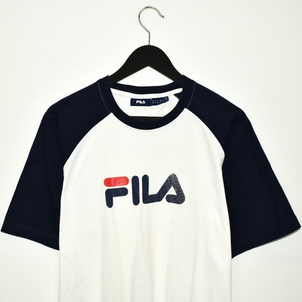 Vintage Fila t-shirt top blouse tee in white and blue