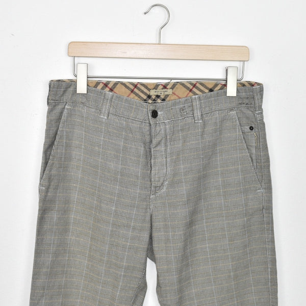 Vintage Burberry check trousers joggers jeans pants bottoms in cream, brown