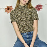 Cute Yoors turtleneck crewneck t-shirt jumper sweater top pullover blouse in black and gold