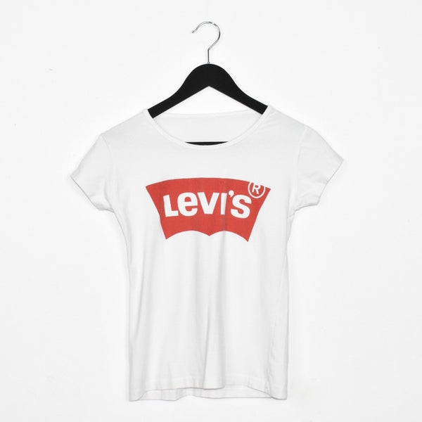 Vintage Levi’s t-shirt top blouse tee in white