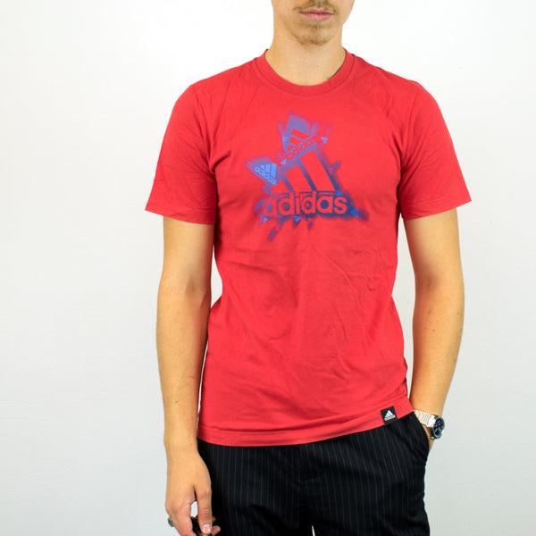 Vintage Adidas t-shirt top blouse tee in red