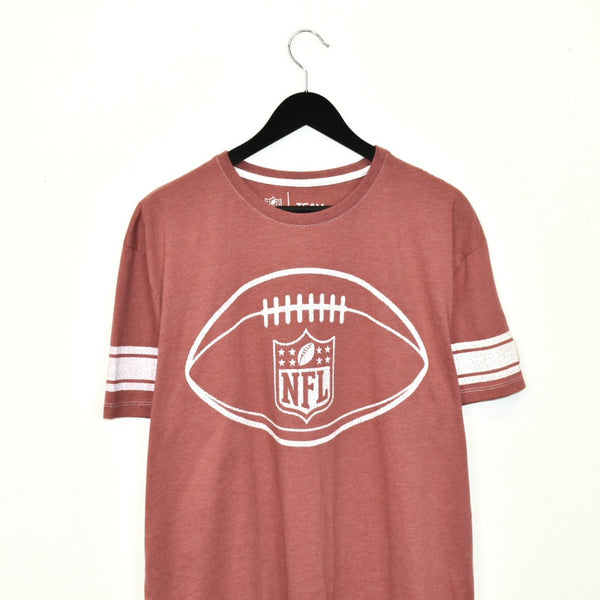 Vintage NFL t-shirt top blouse tee