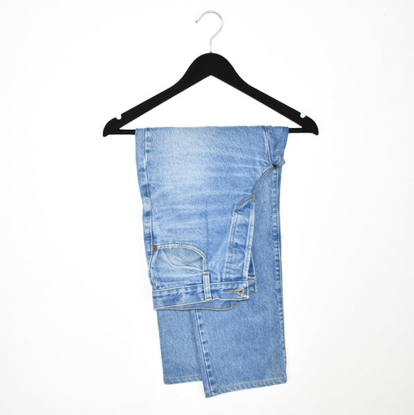 Vintage Levi’s jeans pants bottoms trousers in light blue