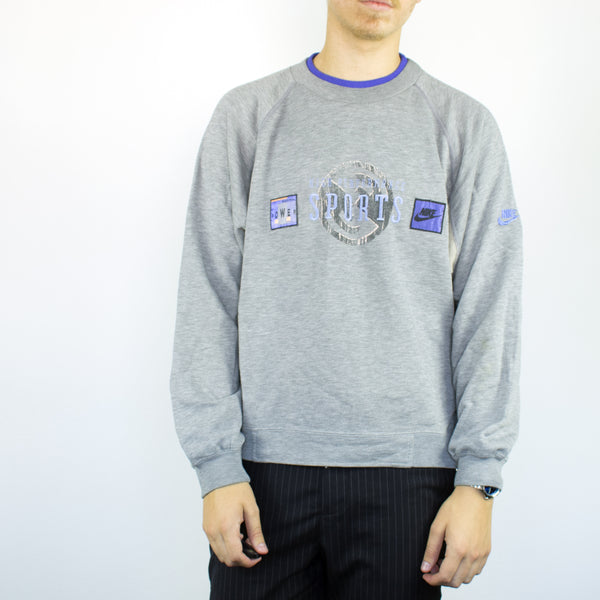 Vintage Nike sweatshirt jumper sweater pullover hoodie in gray
