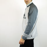 Vintage Adidas sweatshirt jumper sweater pullover hoodie in white and gray