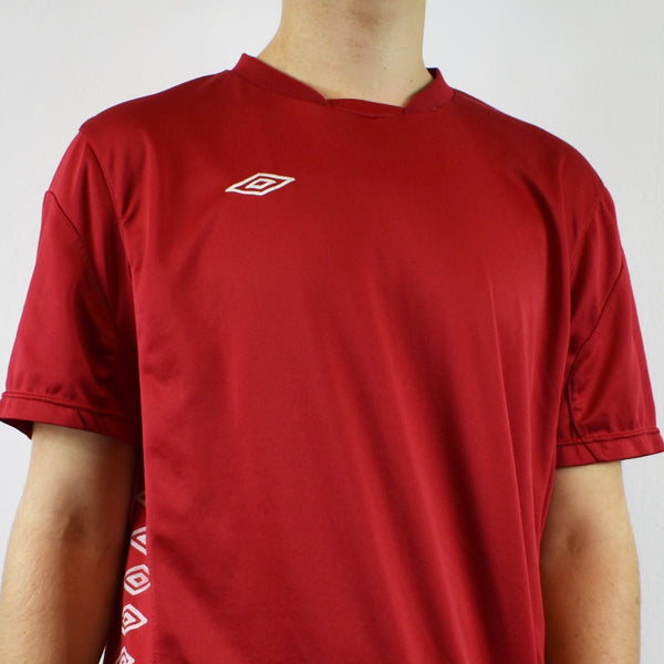 Vintage umbro tee shirt blouse top in red