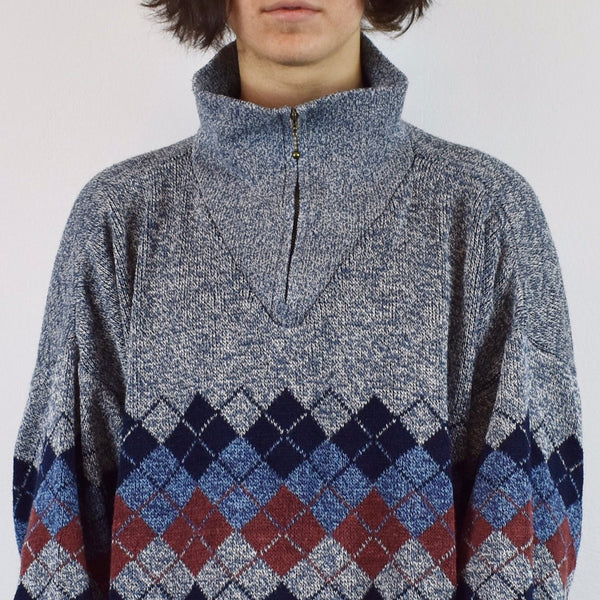 Vintage sweater sweatshirt pullover jumper in blue and gray diamond pattern