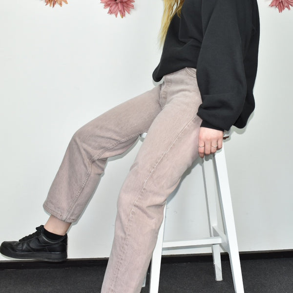 Super cool Levi’s jeans trousers pants joggers in light pink 💗