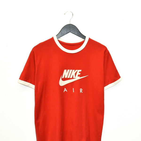 Vintage Nike t-shirt top blouse tee in red and white