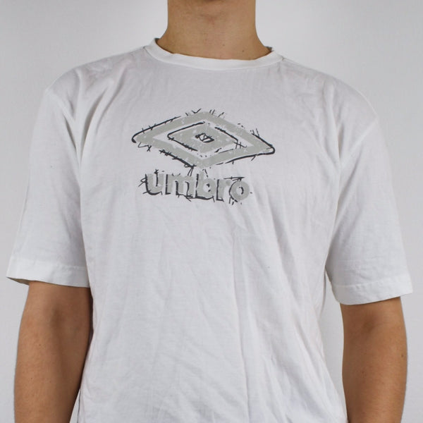 Vintage Umbro shirt tee blouse top in white